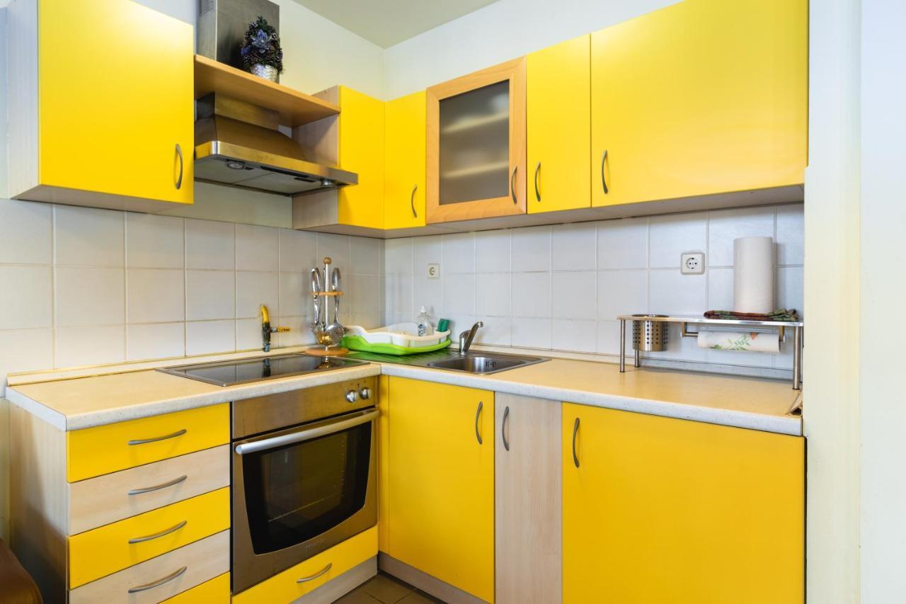 Relax Apartment In Banovci Verzej Екстер'єр фото